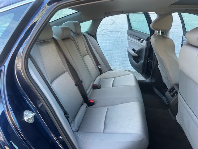 2018 Honda Accord Image 12