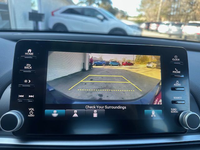 2018 Honda Accord Image 18