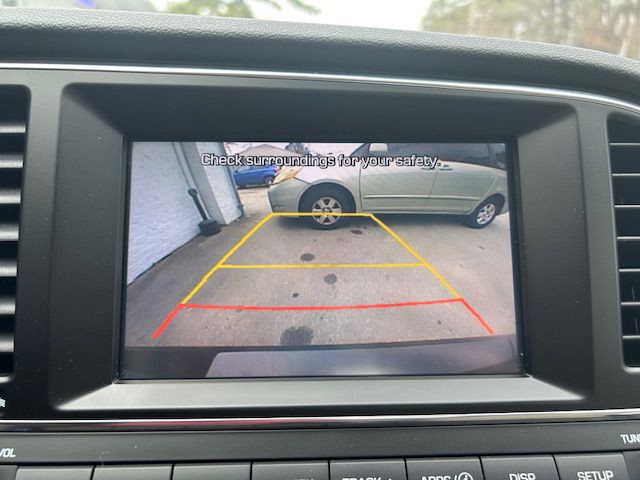 2017 Hyundai Elantra Image 19