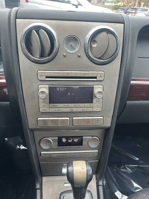 2009 Lincoln MKZ Image 17