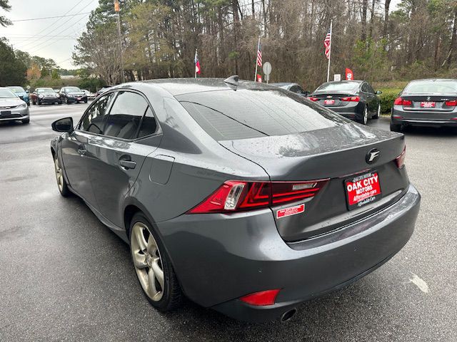 2016 Lexus IS Image 7