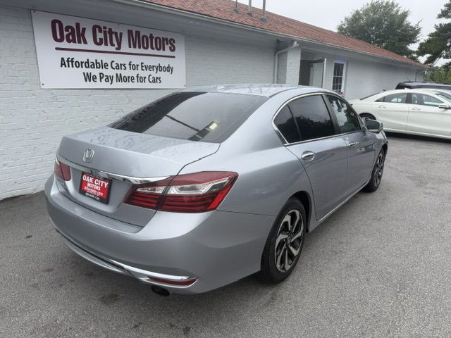 2017 Honda Accord Image 5