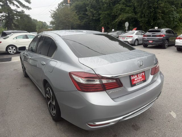 2017 Honda Accord Image 7