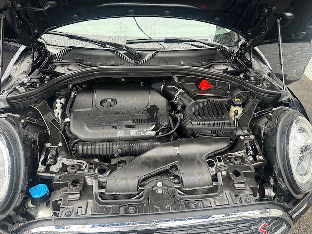 2020 MINI Cooper Image 8