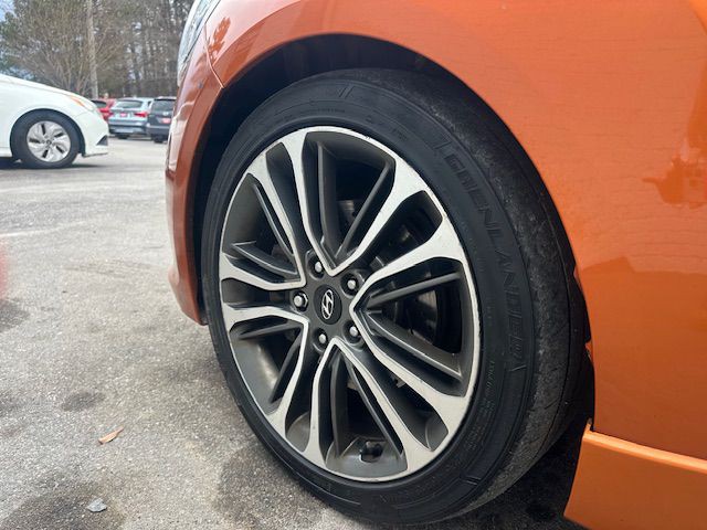 2016 Hyundai Veloster Image 19