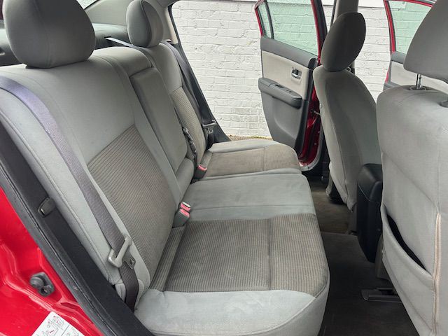 2011 Nissan Sentra Image 12