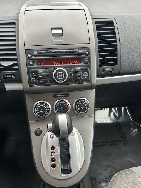 2011 Nissan Sentra Image 17