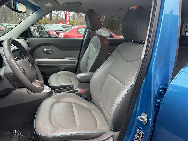 2017 Kia Soul Image 15