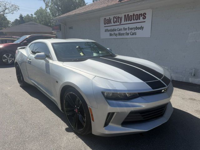 2016 Chevrolet Camaro Image 1