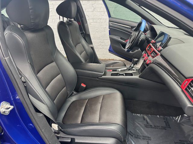 2018 Honda Accord Image 11