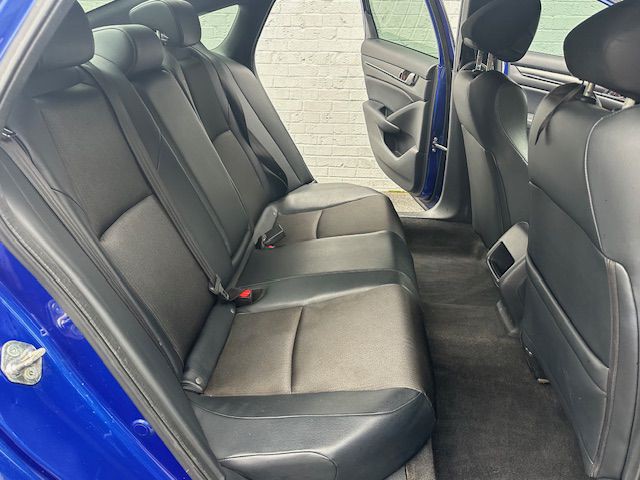 2018 Honda Accord Image 12