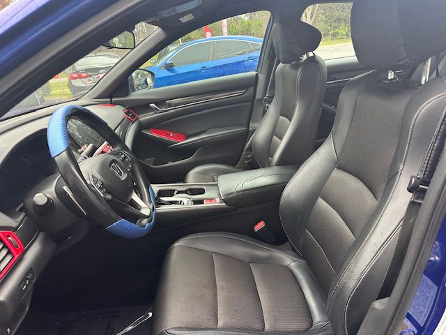 2018 Honda Accord Image 15