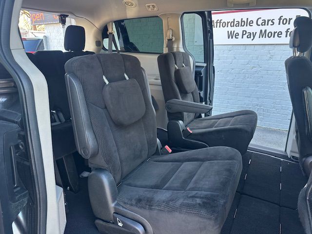 2016 Dodge Grand Caravan Image 12