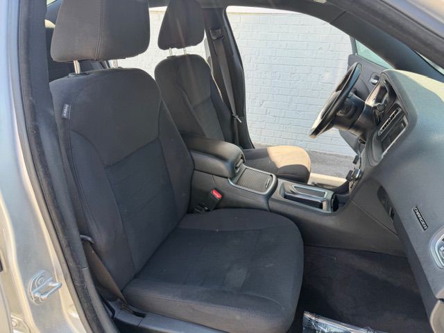 2017 Dodge Charger Image 11