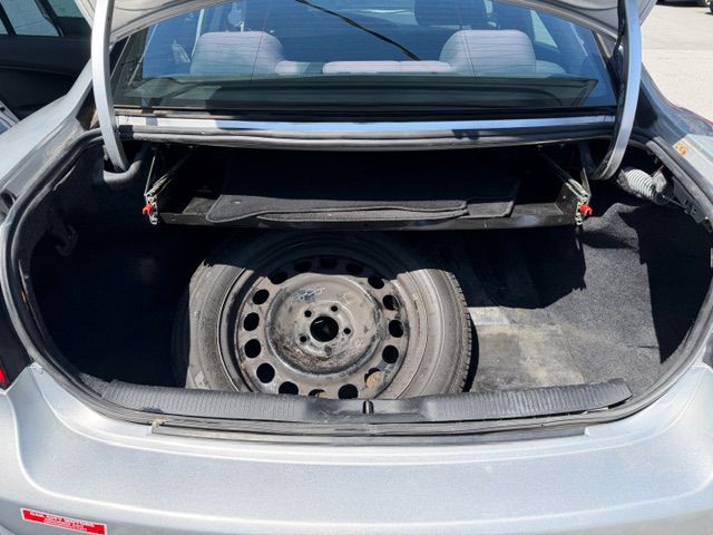 2017 Dodge Charger Image 13