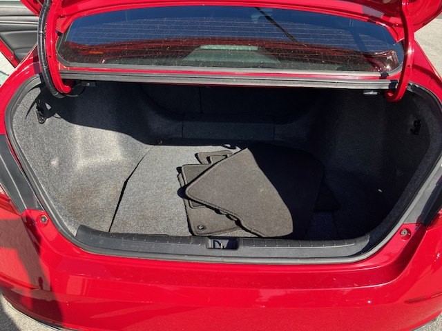 2018 Honda Accord Image 13