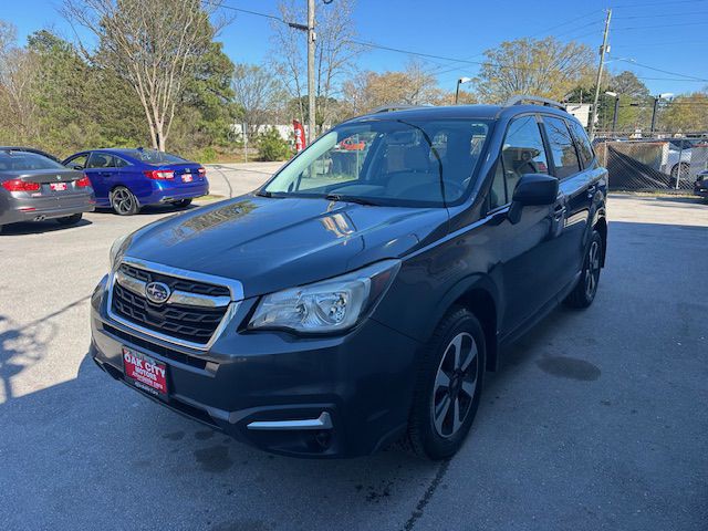 2017 Subaru Forester Image 2