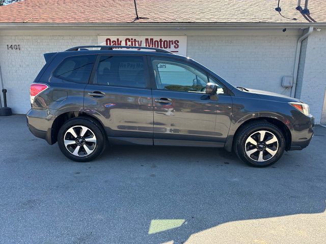 2017 Subaru Forester Image 4