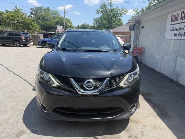 2018 Nissan Rogue Image 3