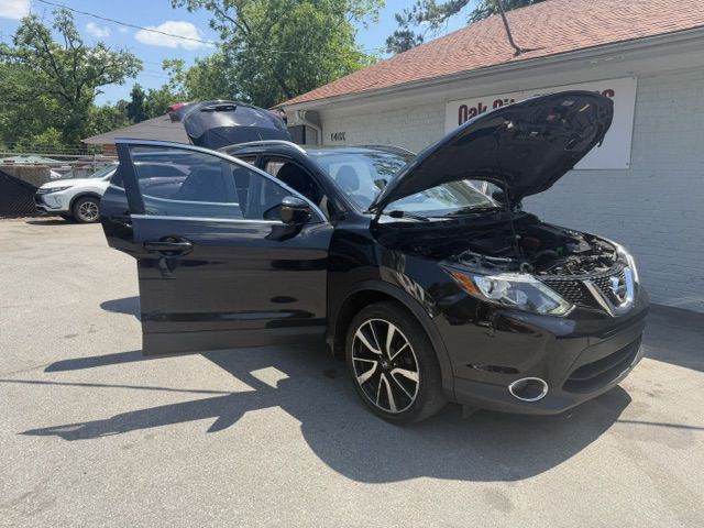 2018 Nissan Rogue Image 9