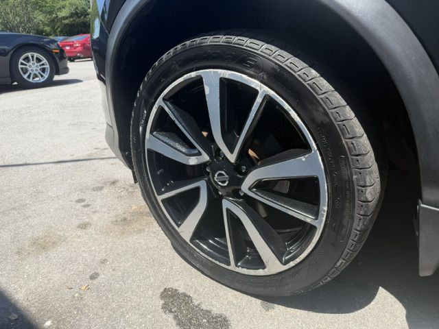 2018 Nissan Rogue Image 22