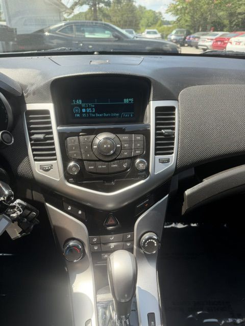 2014 Chevrolet Cruze Image 17