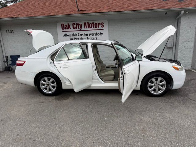 2007 Toyota Camry Image 10