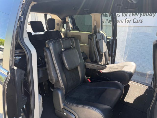 2018 Dodge Grand Caravan Image 9