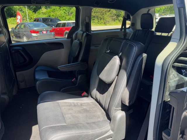 2018 Dodge Grand Caravan Image 12