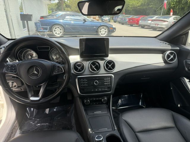 2015 Mercedes-Benz CLA-Class Image 16