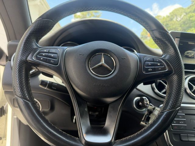 2015 Mercedes-Benz CLA-Class Image 20