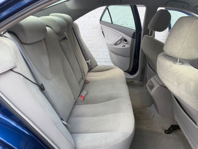 2007 Toyota Camry Image 12
