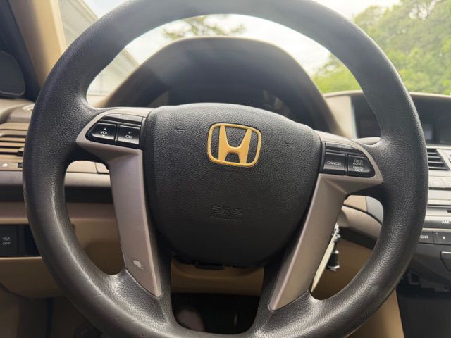 2010 Honda Accord Image 18