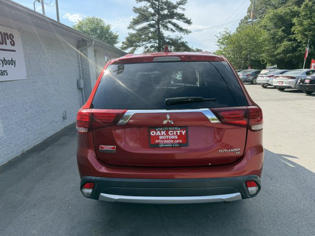 2017 Mitsubishi Outlander Image 6