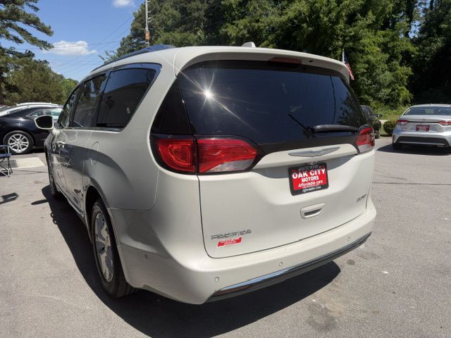 2017 Chrysler Pacifica Image 8