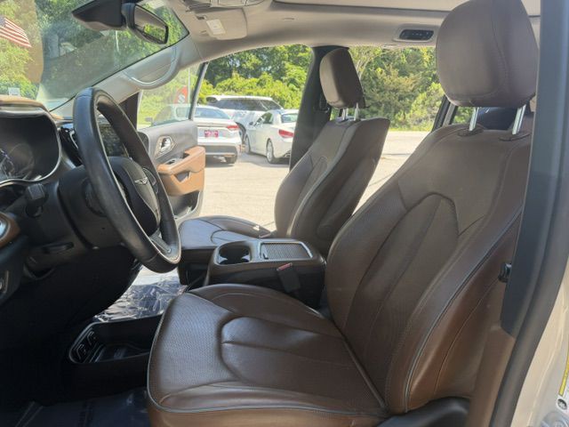 2017 Chrysler Pacifica Image 13