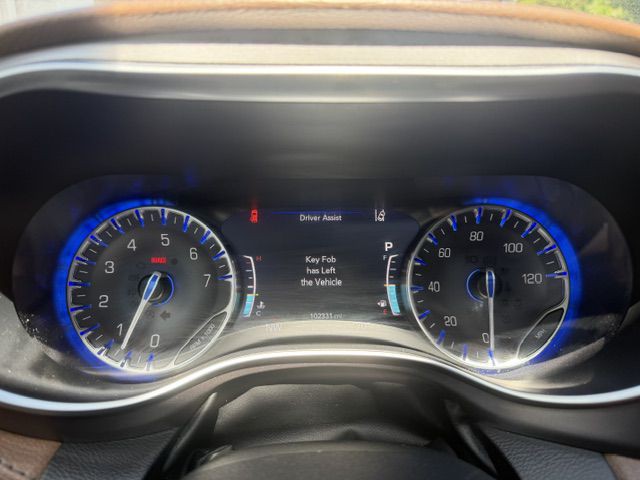 2017 Chrysler Pacifica Image 22