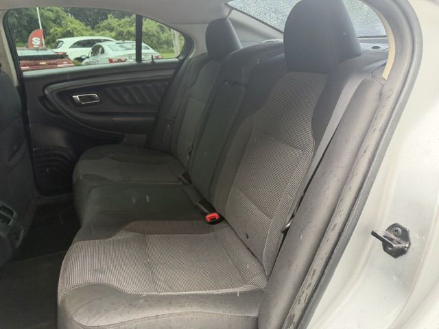 2011 Ford Taurus Image 14