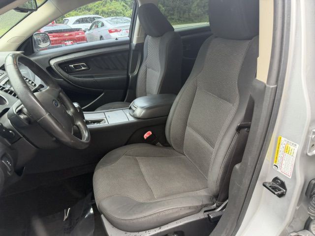 2011 Ford Taurus Image 15