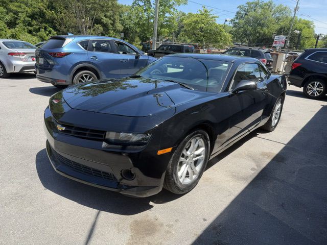 2015 Chevrolet Camaro Image 2