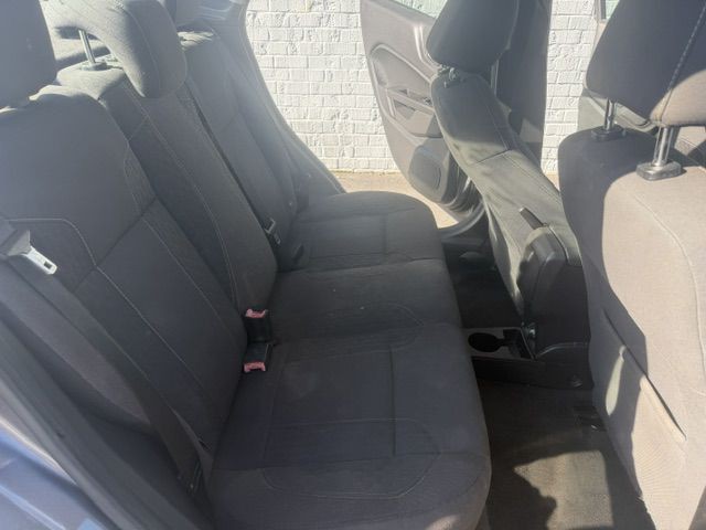 2014 Ford Fiesta Image 11
