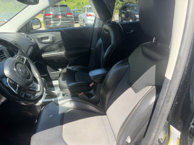 2019 Jeep Compass Image 16