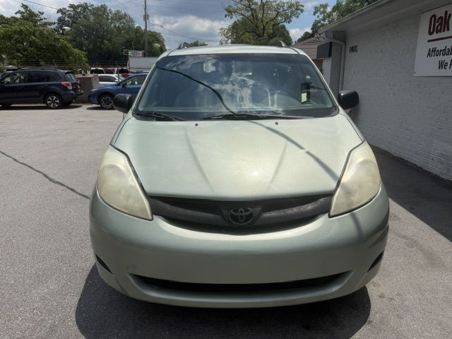2008 Toyota Sienna Image 3