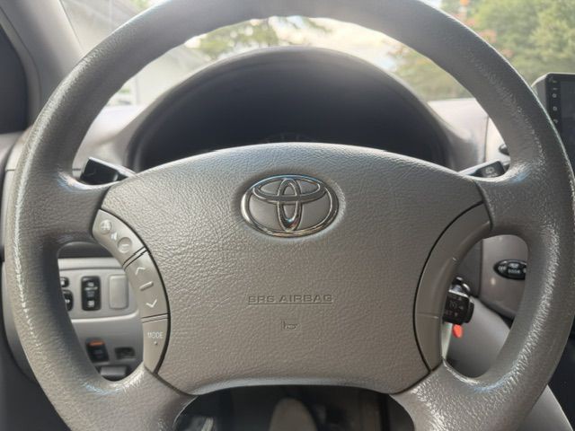 2008 Toyota Sienna Image 17