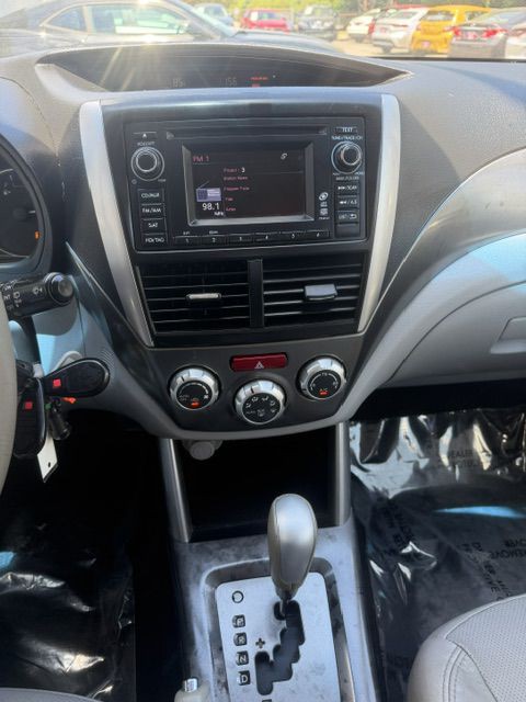 2012 Subaru Forester Image 17