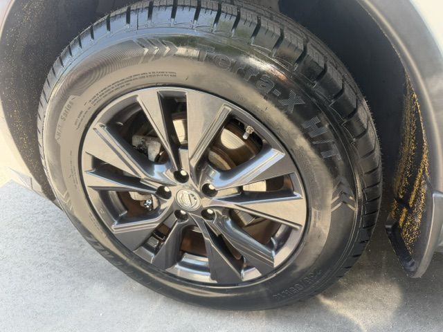2017 Nissan Murano Image 21