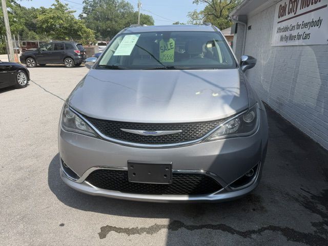 2020 Chrysler Pacifica Image 3