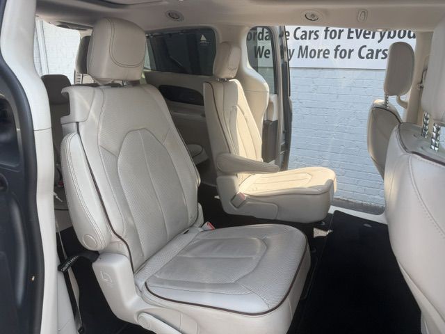 2020 Chrysler Pacifica Image 12