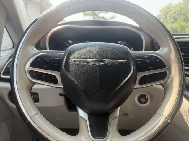 2020 Chrysler Pacifica Image 20