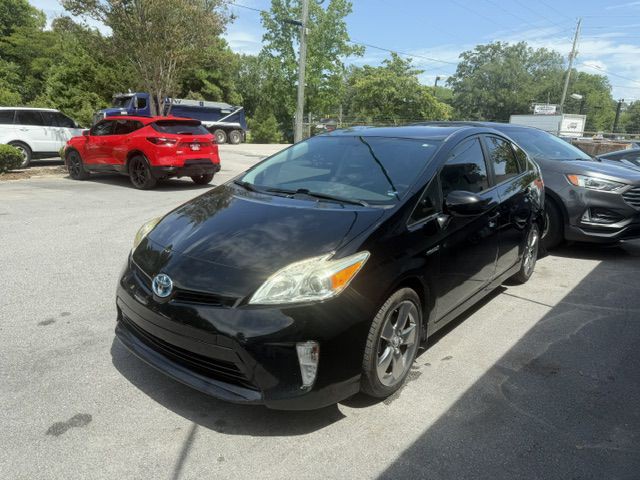 2013 Toyota Prius Image 2